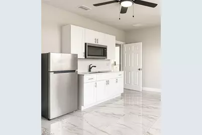 816 Palomino St E, Lehigh Acres, FL 33974 - Photo 10