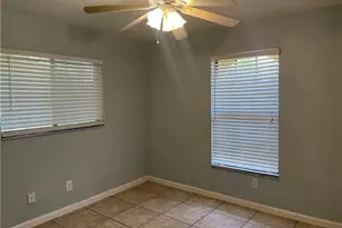 531 SW 36th St, Cape Coral, FL 33914 - Photo 6