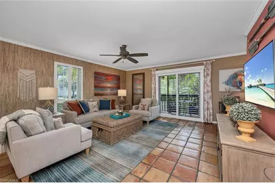 995 9th Ave S #6, Naples, FL 34102 - Photo 1