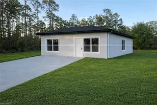 571 Genoa Ave S, Lehigh Acres, FL 33974 - Photo 2