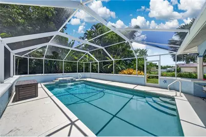 1212 SE 15th St, Cape Coral, FL 33990 - Photo 2