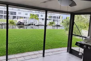 1749 Bikini Ct, Cape Coral, FL 33904 - Photo 32