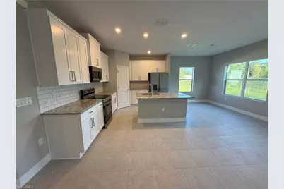 2714 47th St W, Lehigh Acres, FL 33971 - Photo 6