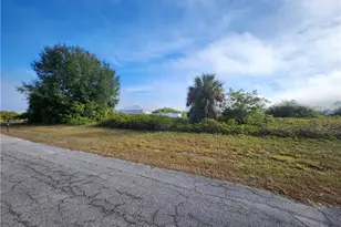 7020 Calder Cir, Labelle, FL 33935 - Photo 1
