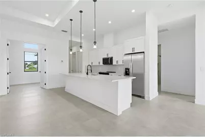 343 NE 15th St, Cape Coral, FL 33909 - Photo 12