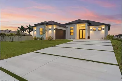 343 NE 15th St, Cape Coral, FL 33909 - Photo 1