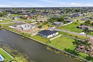 343 NE 15th St, Cape Coral, FL 33909 - Photo 44