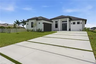 343 NE 15th St, Cape Coral, FL 33909 - Photo 2