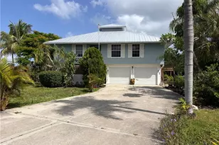 14281 Pacosin Ct, Bokeelia, FL 33922 - Photo 2