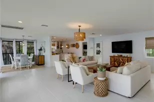 9214 Kincaid Ct, Sanibel, FL 33957 - Photo 6