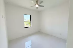 2725 Embers Pkwy W, Cape Coral, FL 33993 - Photo 20