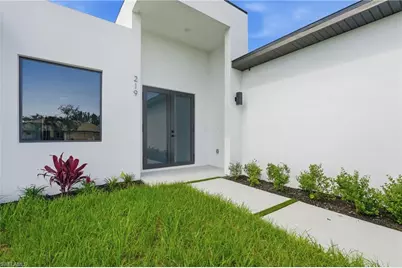 219 NE 15th Ter, Cape Coral, FL 33909 - Photo 10