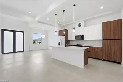 219 NE 15th Ter, Cape Coral, FL 33909 - Photo 20