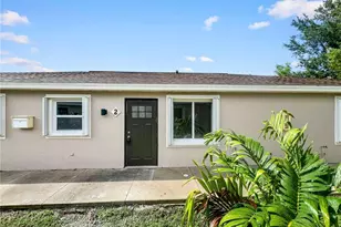 1321 SE 8th Ave, Cape Coral, FL 33990 - Photo 4