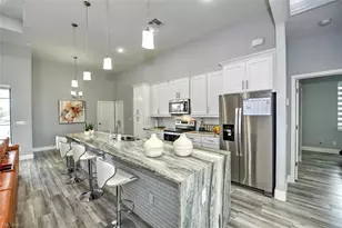 3113 SW 18th Ave, Cape Coral, FL 33914 - Photo 8