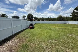 557 Oakshire Ln, Lehigh Acres, FL 33972 - Photo 16