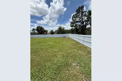 557 Oakshire Ln, Lehigh Acres, FL 33972 - Photo 20