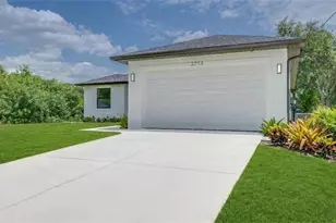 2713 8th St W, Lehigh Acres, FL 33971 - Photo 44