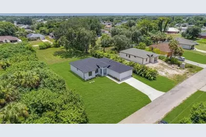 2713 8th St W, Lehigh Acres, FL 33971 - Photo 46