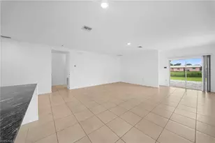 10464 Canal Brook Ln, Lehigh Acres, FL 33936 - Photo 6