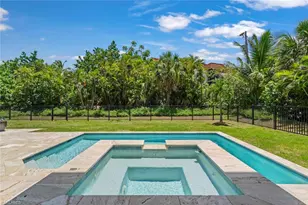1114 Seagrape Ln, Sanibel, FL 33957 - Photo 40