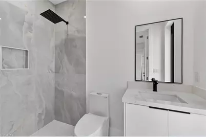 1312 NE 5th Ave, Cape Coral, FL 33909 - Photo 24
