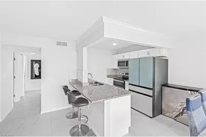 3225 E Riverside Dr #34C, Fort Myers, FL 33916 - Photo 8