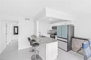 3225 E Riverside Dr, Fort Myers, FL 33916 - Photo 8