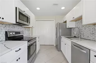 3010 Meandering Way, Fort Myers, FL 33905 - Photo 4