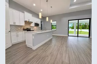 1012 Magnolia Ave, Lehigh Acres, FL 33972 - Photo 4