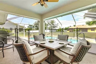 505 SE 9th Pl, Cape Coral, FL 33990 - Photo 2