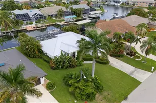 4916 SW 11th Pl, Cape Coral, FL 33914 - Photo 6