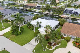 4916 SW 11th Pl, Cape Coral, FL 33914 - Photo 4