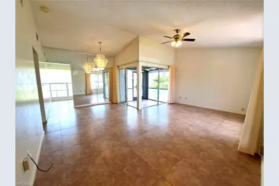 10525 Putnam Ct, Lehigh Acres, FL 33936 - Photo 4