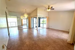 10525 Putnam Ct, Lehigh Acres, FL 33936 - Photo 4