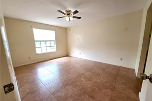 10525 Putnam Ct, Lehigh Acres, FL 33936 - Photo 10