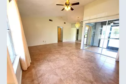 10525 Putnam Ct, Lehigh Acres, FL 33936 - Photo 6