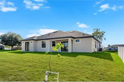 1142 Edelweiss St E, Lehigh Acres, FL 33974 - Photo 24
