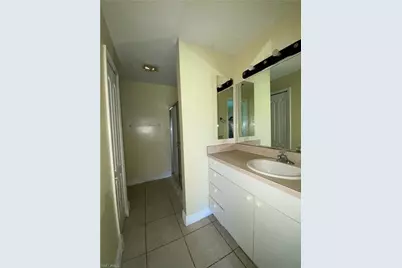 4939 Leonard Blvd S, Lehigh Acres, FL 33973 - Photo 4