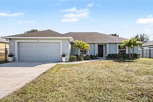 318 NW 4th St, Cape Coral, FL 33993 - Photo 2