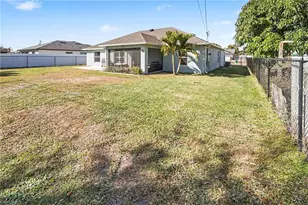 318 NW 4th St, Cape Coral, FL 33993 - Photo 36