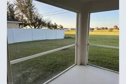 2207 NE 15th Ln, Cape Coral, FL 33909 - Photo 26