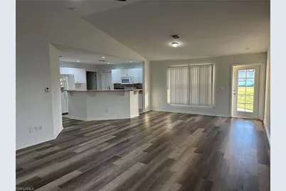 2207 NE 15th Ln, Cape Coral, FL 33909 - Photo 10