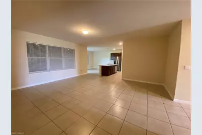 111 NW 9th St, Cape Coral, FL 33993 - Photo 4