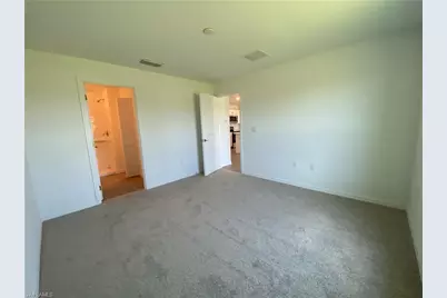 1906 Jacaranda Pkwy W, Cape Coral, FL 33993 - Photo 10