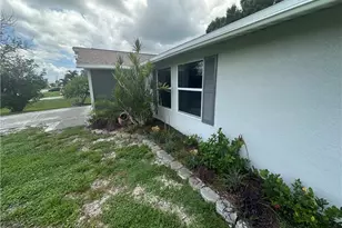 2124 NE 7th Pl, Cape Coral, FL 33909 - Photo 22