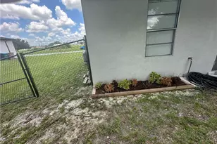 2124 NE 7th Pl, Cape Coral, FL 33909 - Photo 26