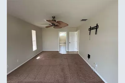 1405 NE 5th Pl, Cape Coral, FL 33909 - Photo 12