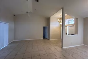 1405 NE 5th Pl, Cape Coral, FL 33909 - Photo 10