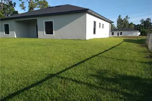 847 Bell Blvd S, Lehigh Acres, FL 33974 - Photo 8